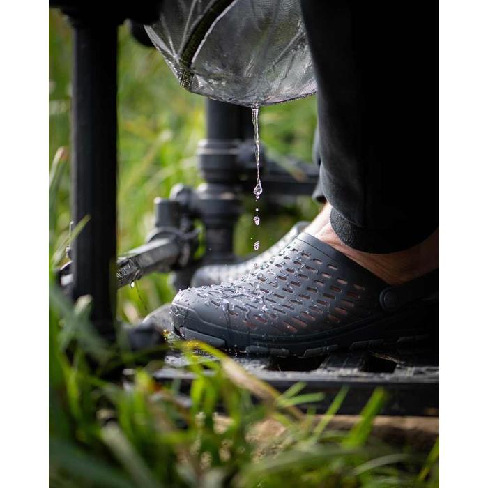 Matrix  Matrix clogs  - 7/41