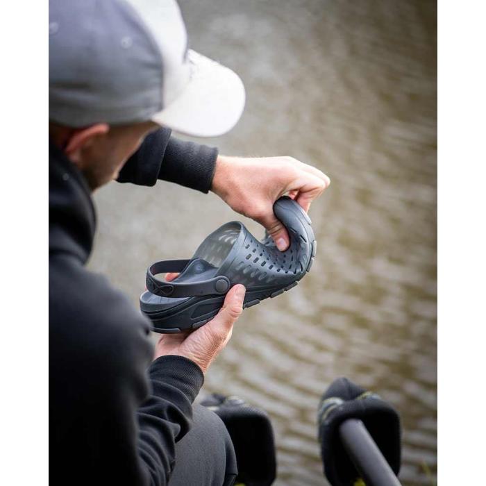 Matrix  Matrix clogs  - 7/41
