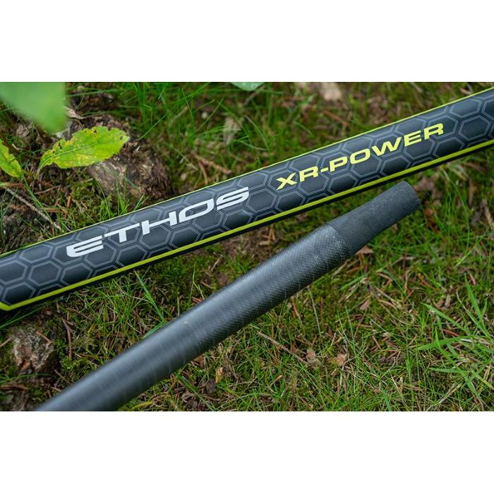 Matrix  Ethos XR-Power 4.5m Landing Net Handle