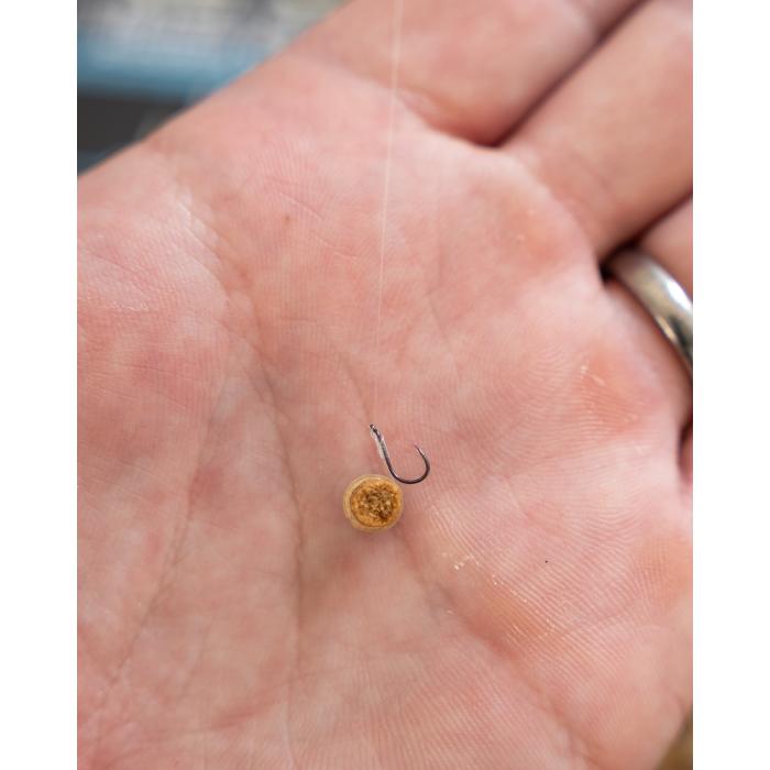 Fox X5 F1 Pellet Rigger Size 18 Barbless - Eyed